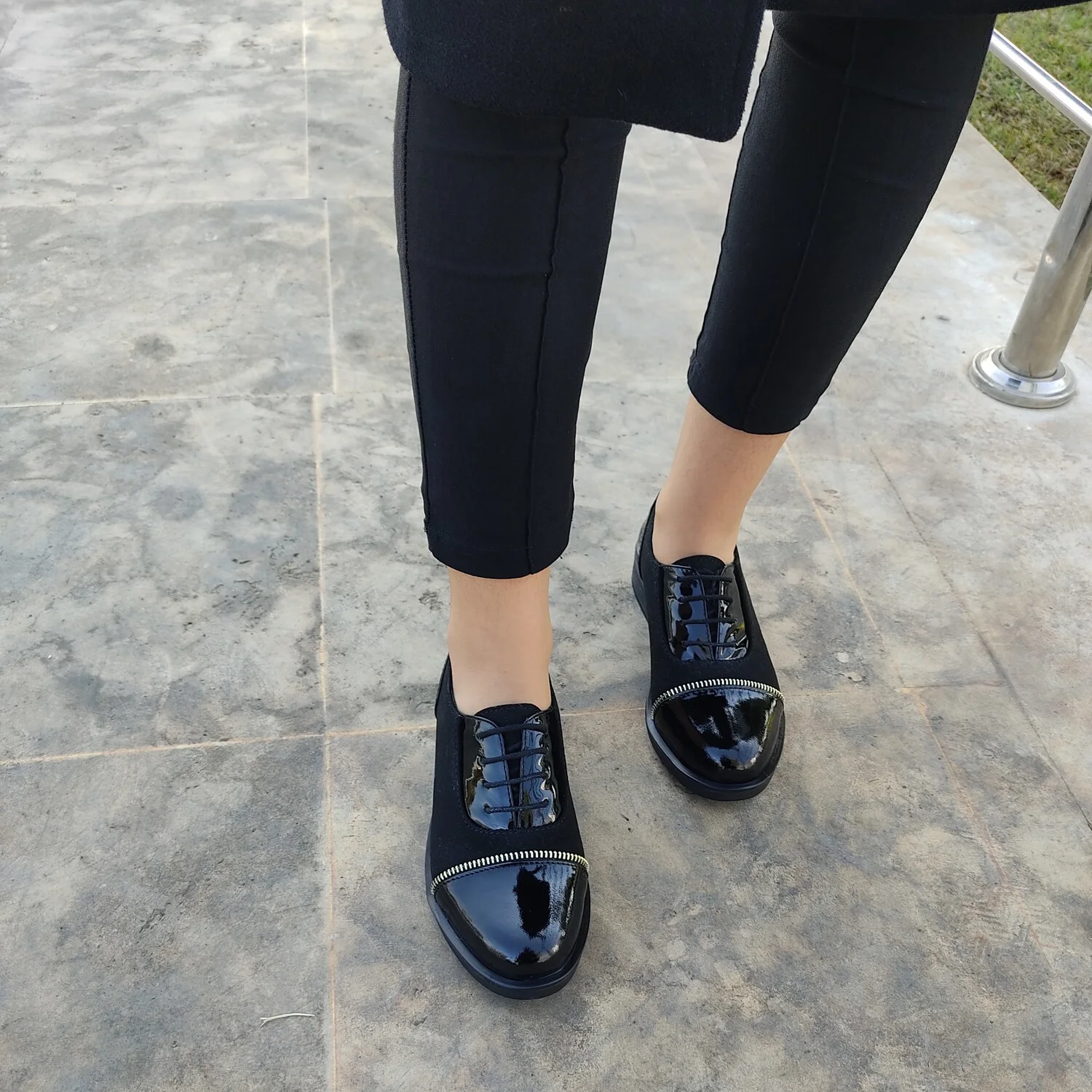 chaussures plates pour femme en cuir