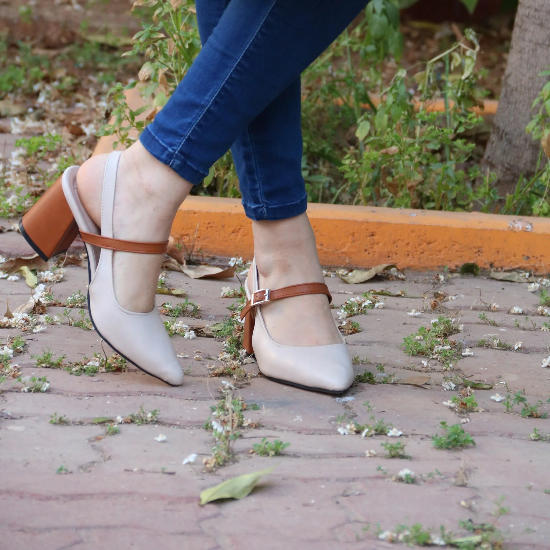 KOUKS  Escarpin - Sandale Demi-Talon BC/marron