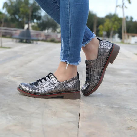 Chaussures Pour Femme simili cuir et cuir de Crocodile argenté