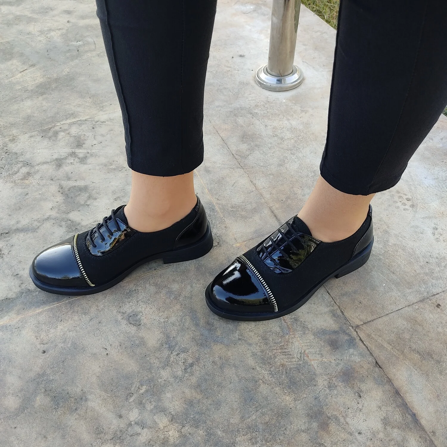 chaussures plates pour femme en cuir