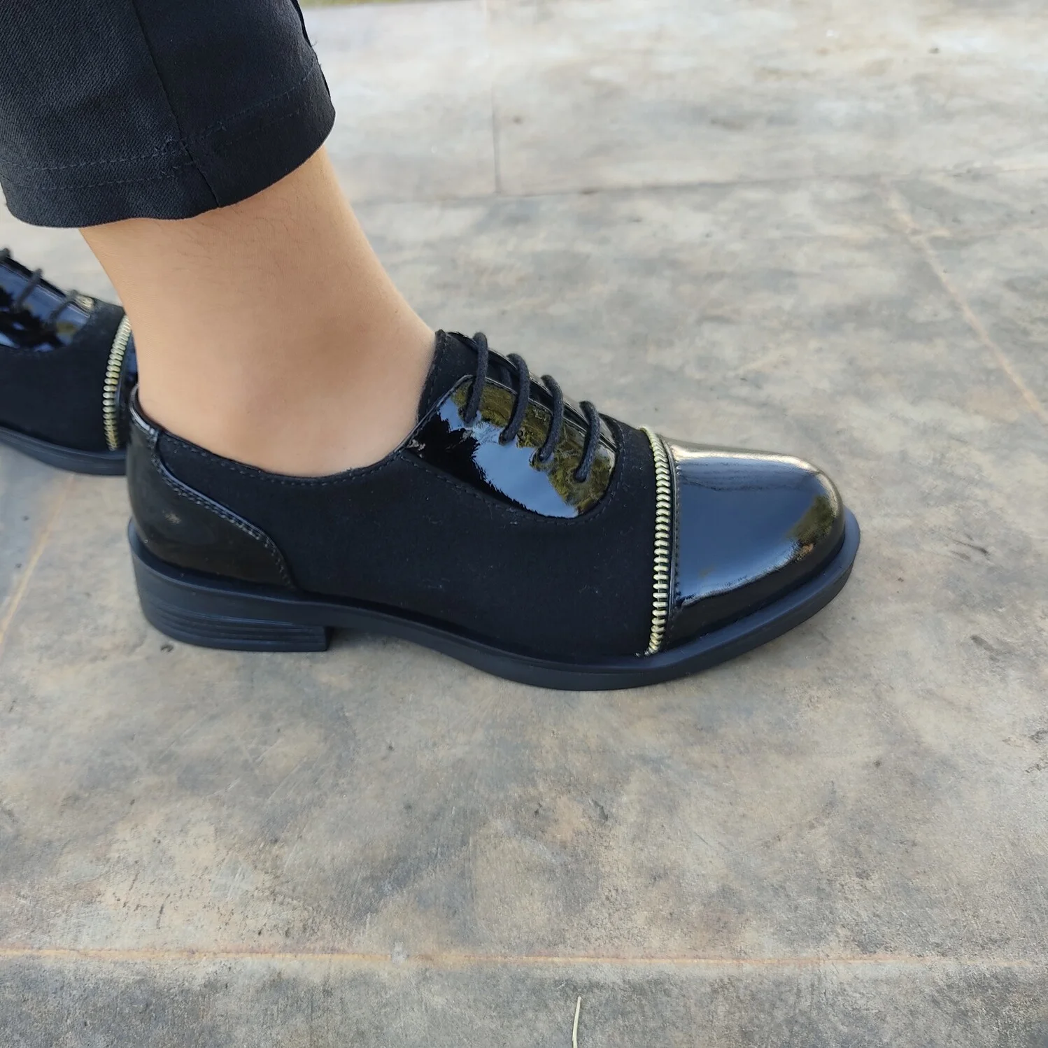chaussures plates pour femme en cuir