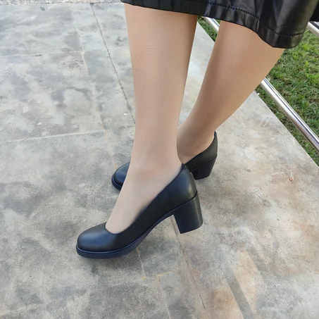 Escarpins  a talon pour femme 100% cuir