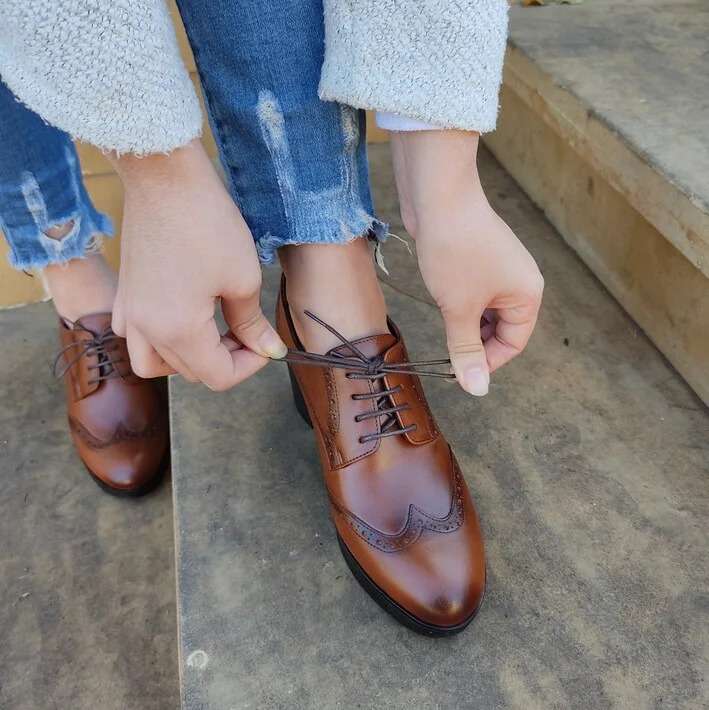 chaussures femmes talons  100 %  cuir  Marron