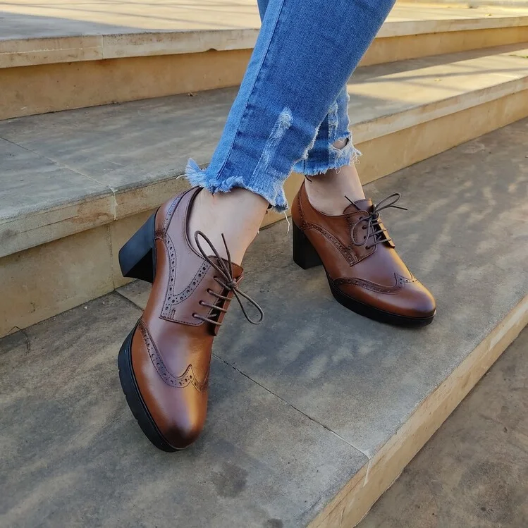 chaussures femmes talons  100 %  cuir  Marron