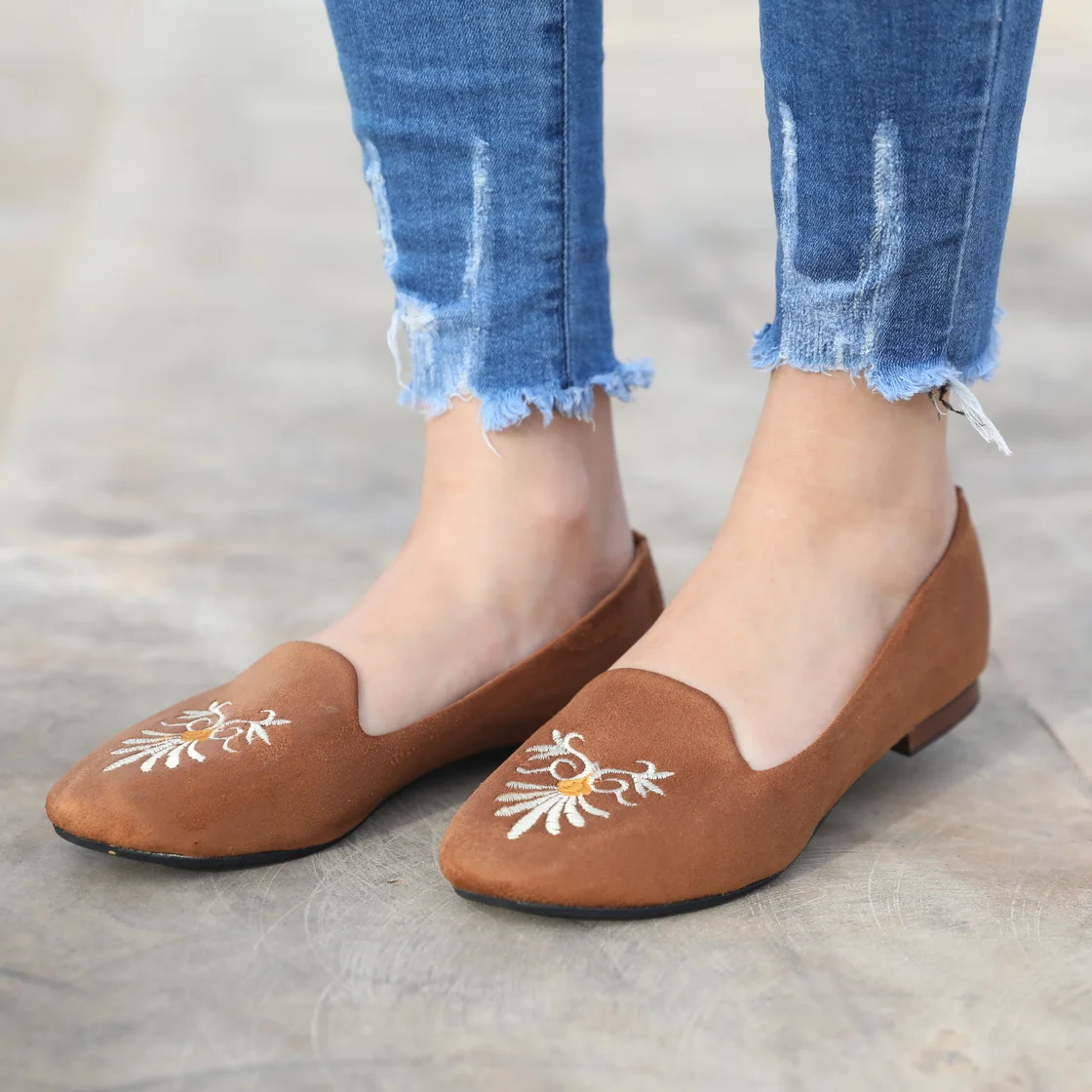 ballerine femme Daim marron décoration broderie