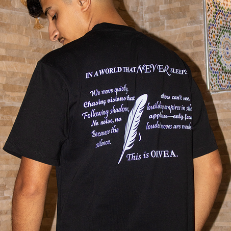 FEATHER BLACK T-SHIRT