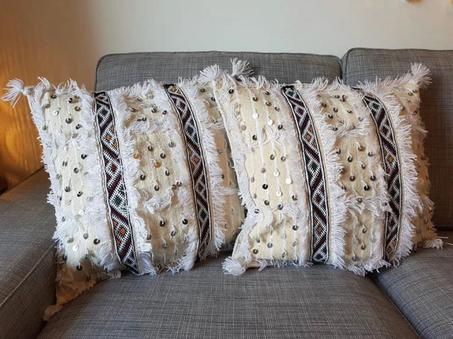 Handira white Pillow