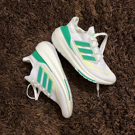 Neuve | Adidas Ultraboost | 38