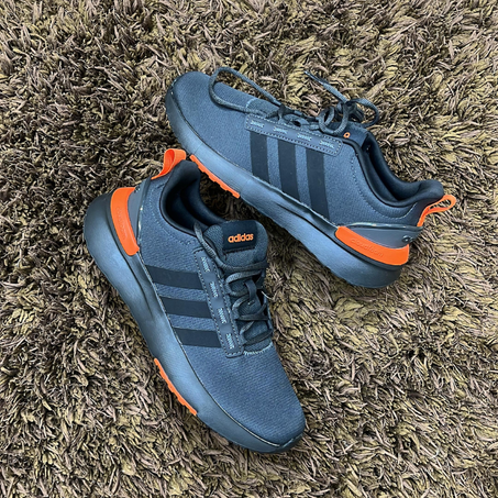 Neuve | Adidas Racer | 40