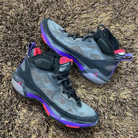 Occasion | Nike Air Jordan Raptors Charcoal Black Red Purple | 44