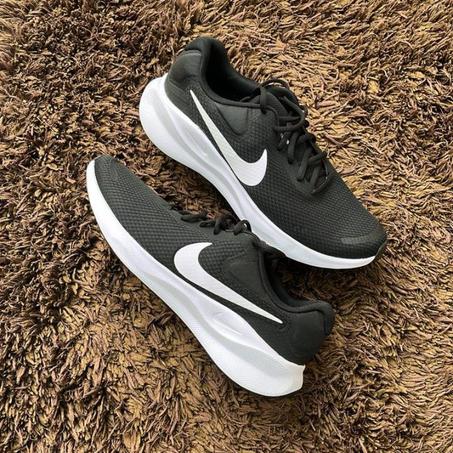 Neuve | Nike Revolution 7 | 42