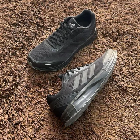 Neuve | Adidas Duramo | 42 ⅔