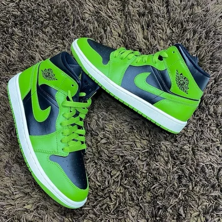 Neuve | Nike Air Jordan 1 Mid | 40.5