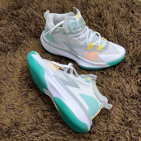 Neuve | Jordan Zion 1 | 40