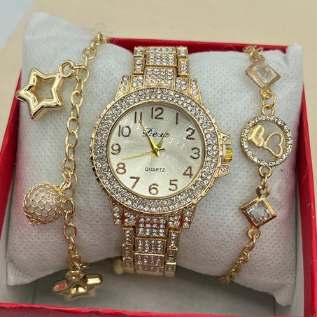 2 ساعة نسائية