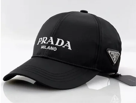 PRAD_A Black Cap
