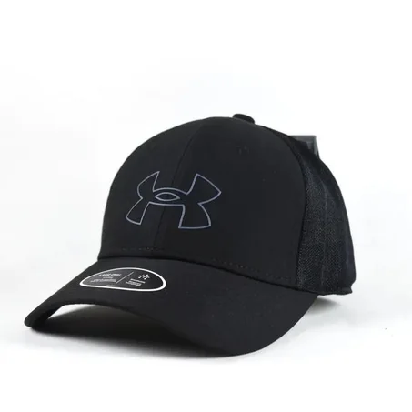 Closer Black Trucker - Under Armour