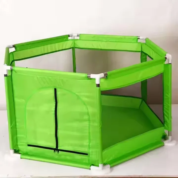 حظيرة للعب الاطفال