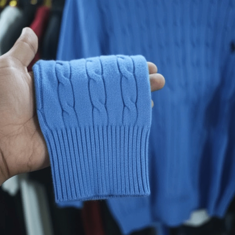 Pull Homme Maille Torsadée - Bleu Ciel Élégant
