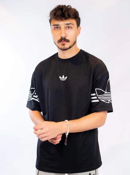 تيشيرت أوڤر سايز أديداس