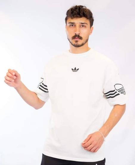 تيشيرت أوڤر سايز أديداس