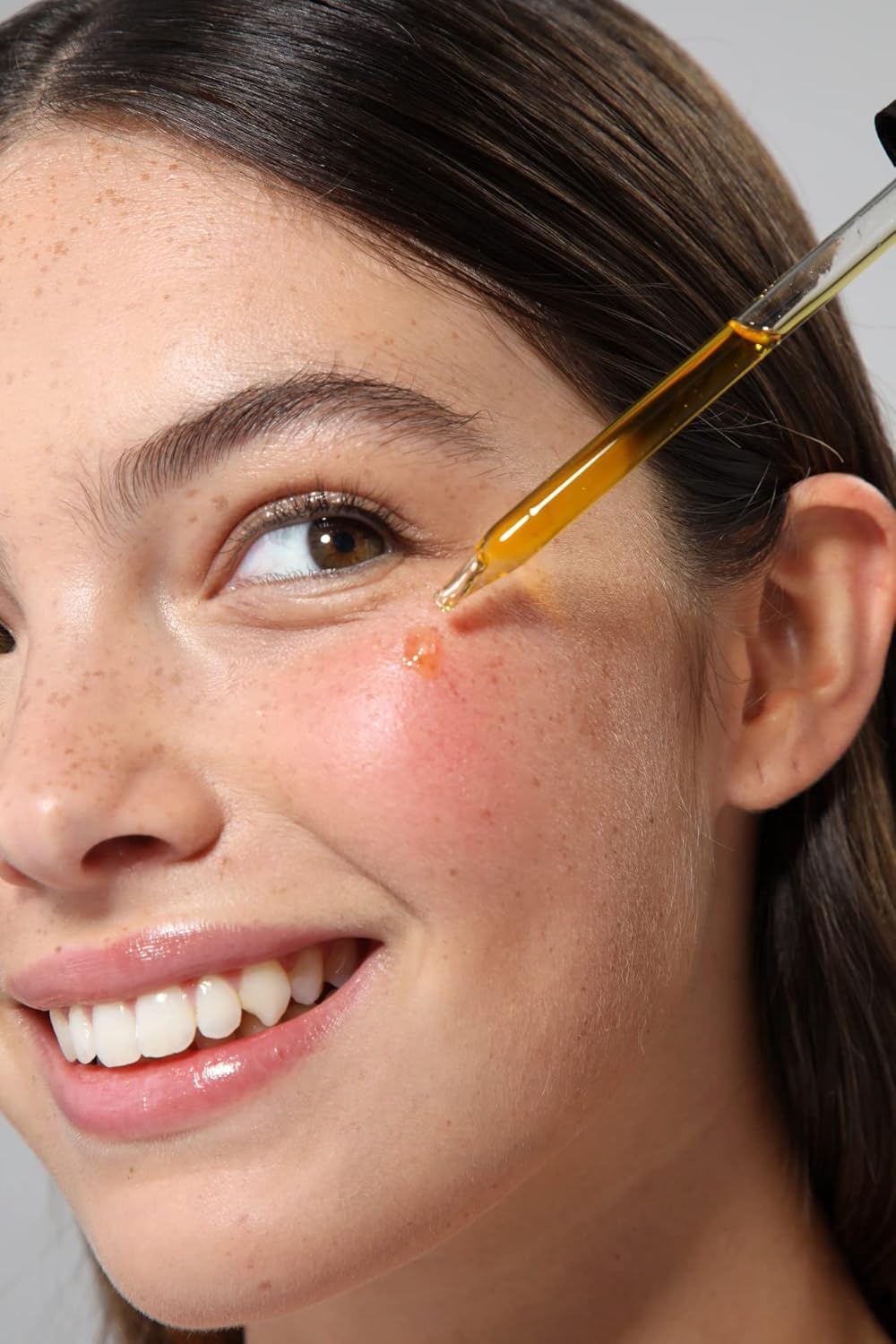 💚  سيروم الريتينول لشد البشرة ومكافحة التجاعيد. 💚