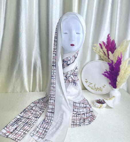 châle demi crêpe de soie blanc cassé