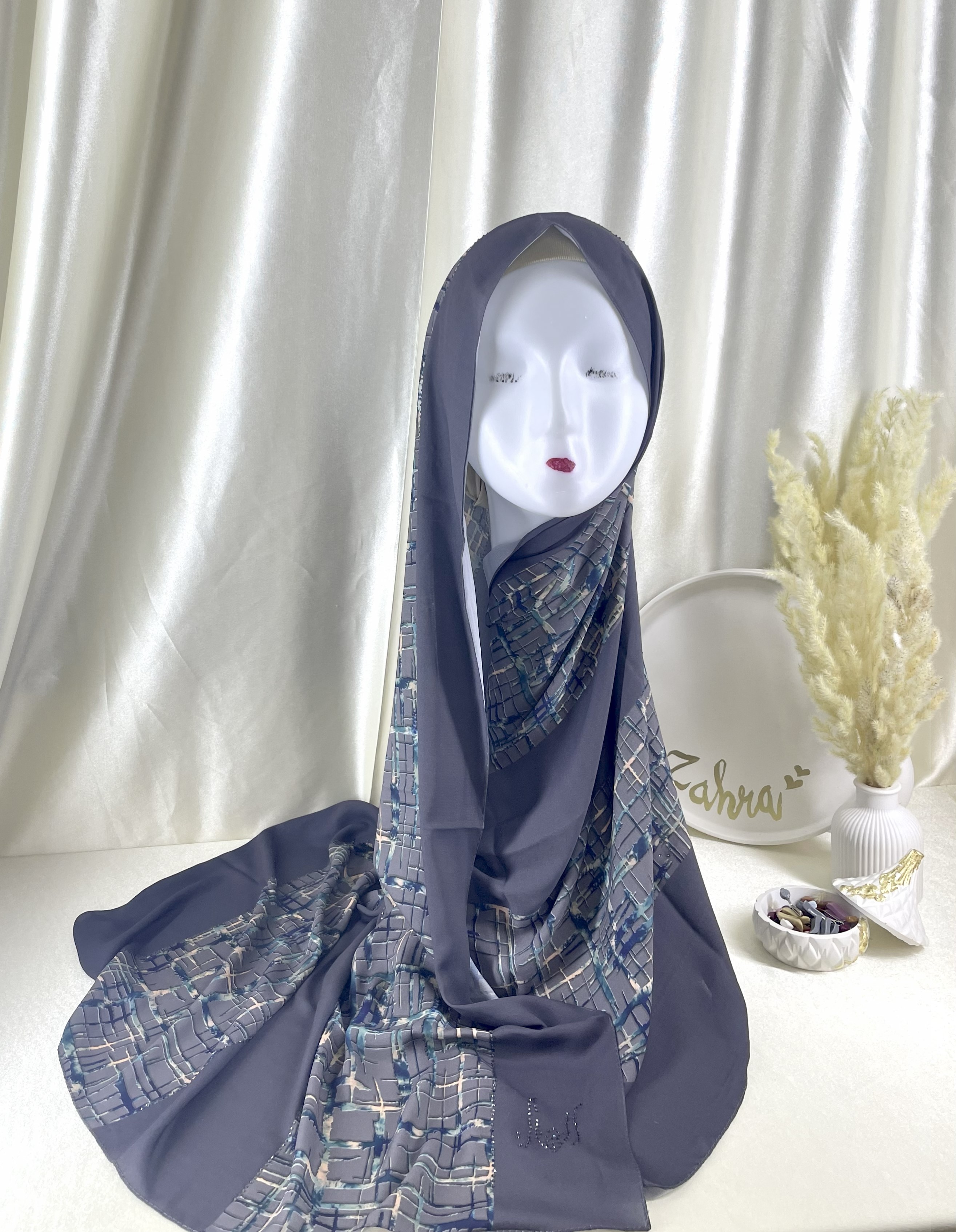 Châle demi crêpe de soie Gris