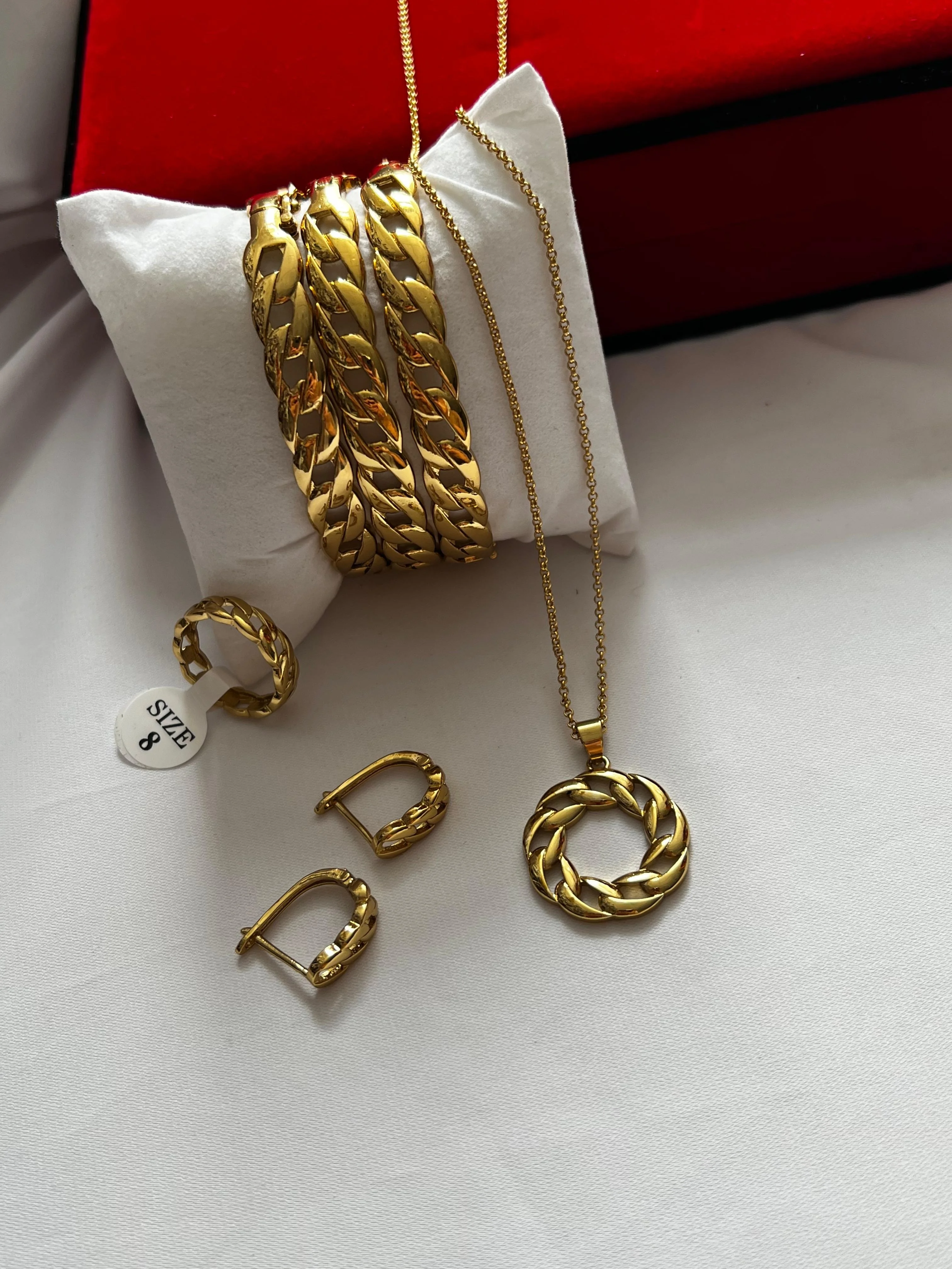 Éclat Doré Set – Bijoux Élégance Complète