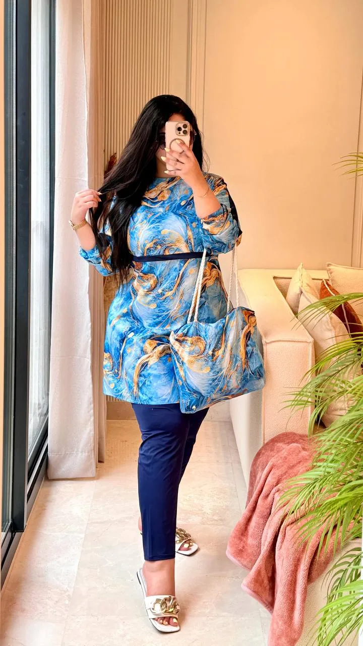 BLEU MARINE