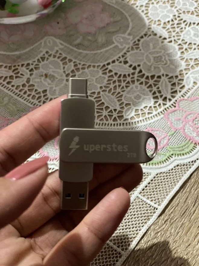 ذاكرة فلاش USB سعة 2 تيرابايت بواجهة نوع C عالية السرعة 2 في 1 مع فتحة مفتاح وسلسلة مفاتيح وخاصية اوه تي جي للهواتف الذكية والكمبيوتر والتابلت والكمبيوتر الشخصي
