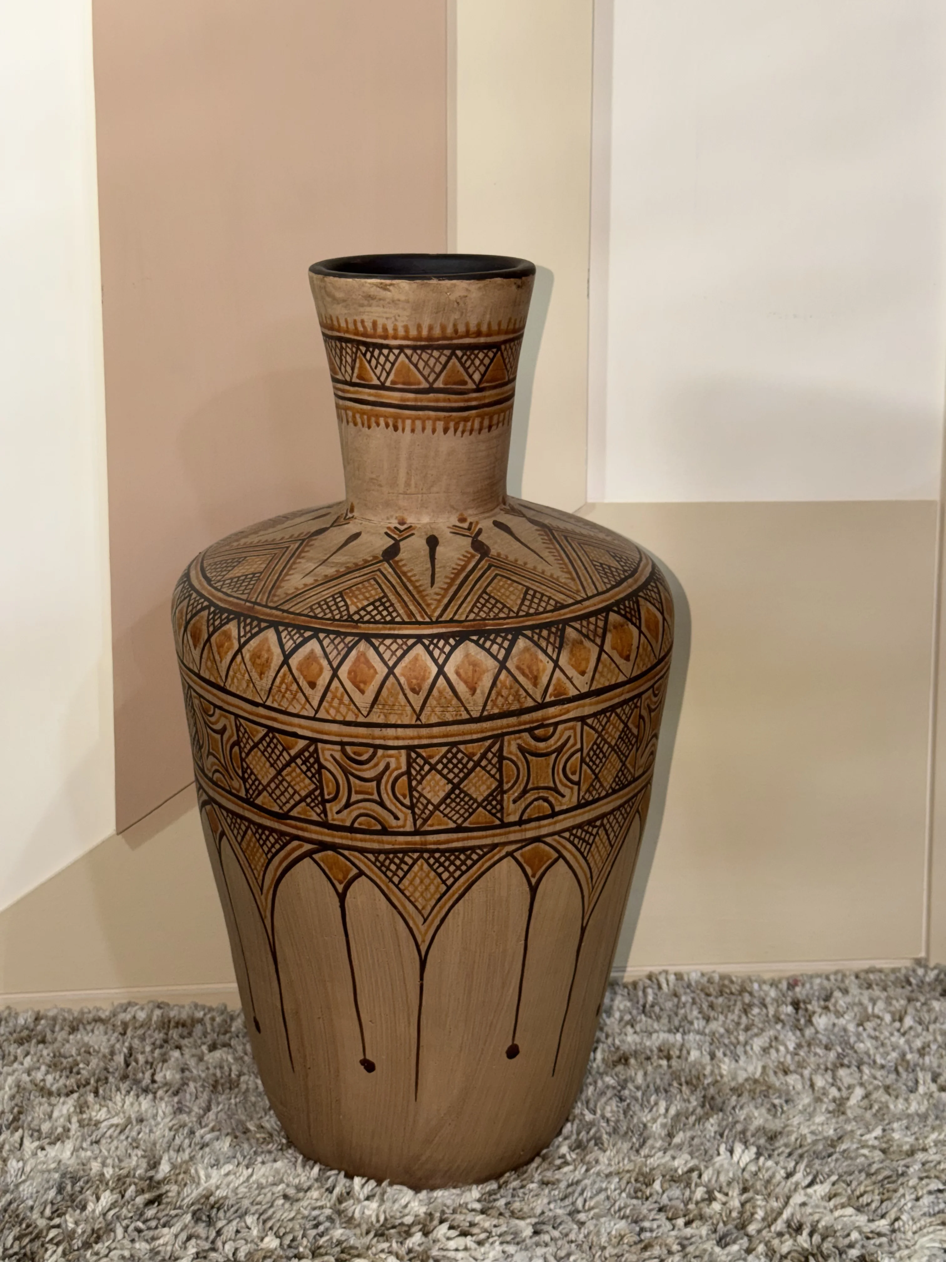 grande vase motif berber