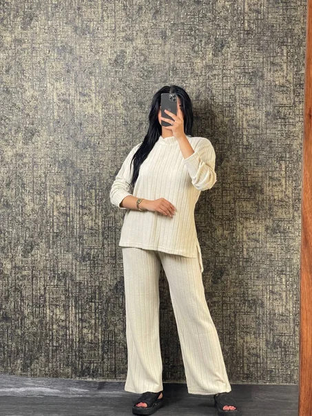 انسومبل عصري متوفر بعدة الوان