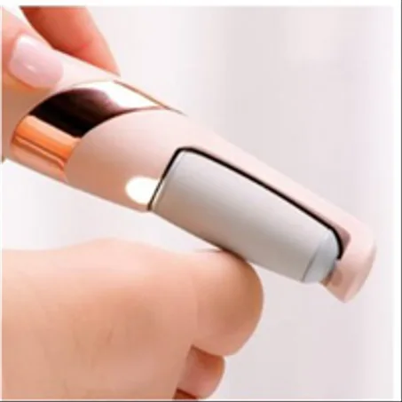 مقشر للقدمين الكهربائي باديكير