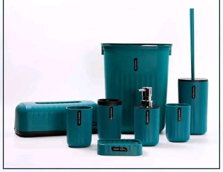 Ensemble d'accessoires de salle de bain 8 pièces design moderne et élégant