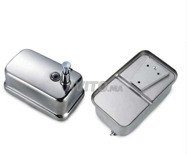 DISTRIBUTEUR A SAVON INOX