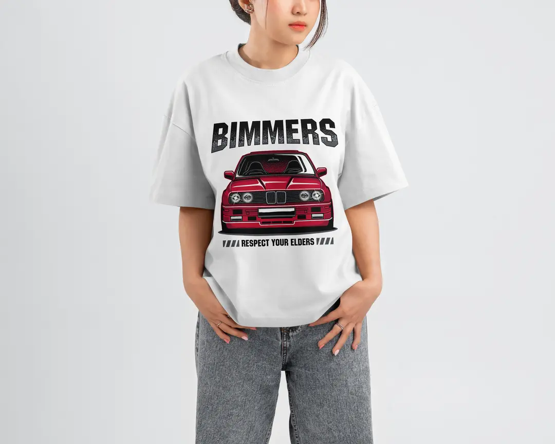 T-shirt BMW Respect Your Elders (Oversized/Simple)