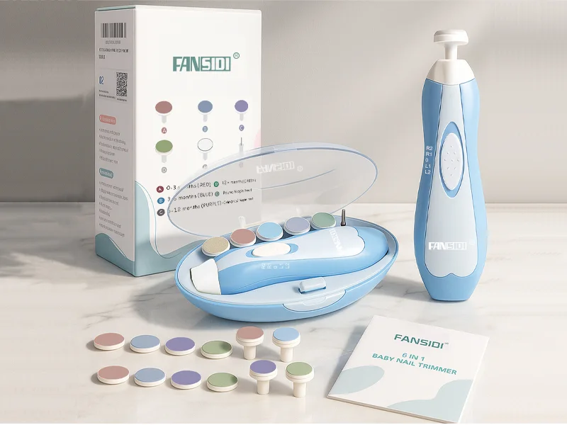 مقص أظافر الطفل