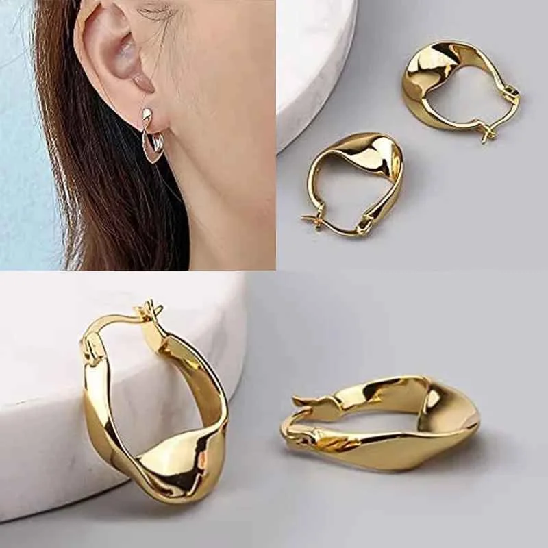 Huitan Geometric Metal Hoop Earrings for Women Gold Color/Silver Color Fashion Lady's Ear Earrings Daily Wear Versatile Jewelry