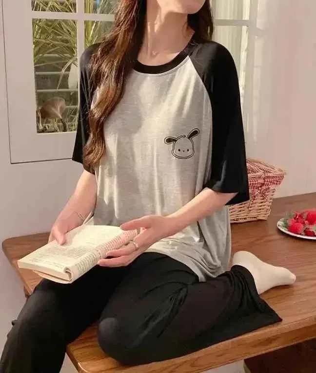 Sanrio Hello Kitty Round Neck Pajamas Women's Warm Thin Short Sleeved Pants T-shirt New Fashion Home Clothes T-shirt Large