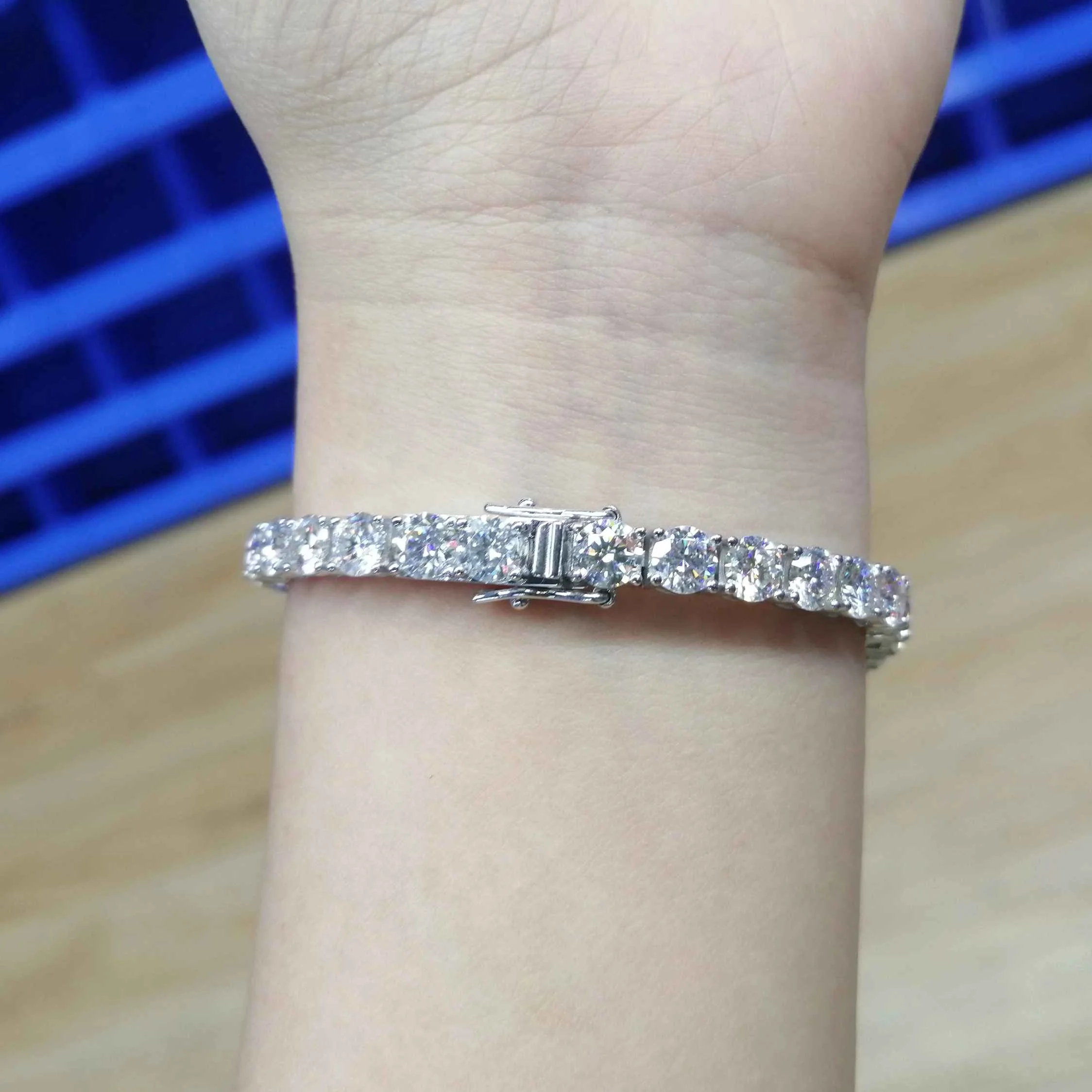 EWYA 925 Sterling Silver Moissanite Bracelet 0.1ct 3mm D VVS1 Diamond with GRA for Women Sparkling Wedding Party Fine Jewelry