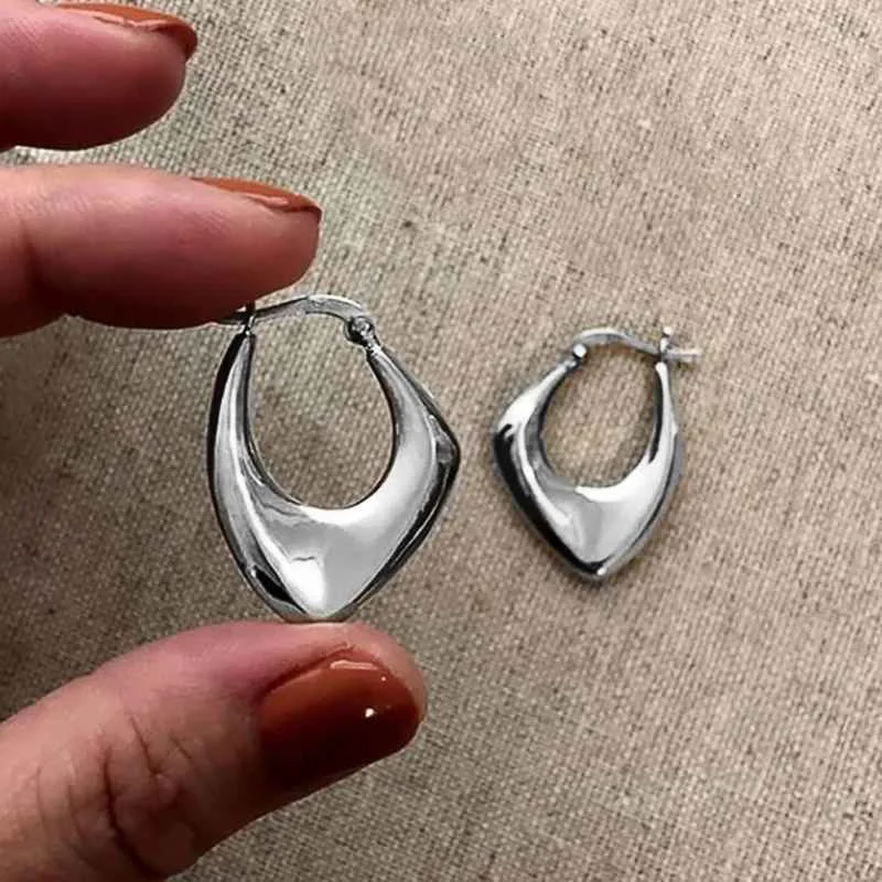 Huitan Geometric Metal Hoop Earrings for Women Gold Color/Silver Color Fashion Lady's Ear Earrings Daily Wear Versatile Jewelry