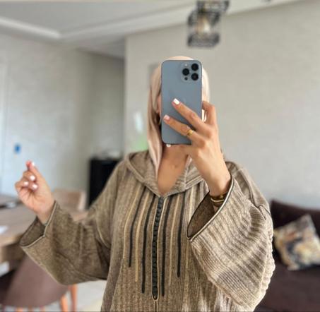 جلابة صوفة لوطوروت – فخامة الأصالة والحداثة