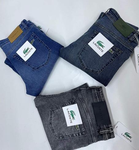 سروال LACOSTE الراحة والأناقة في قطعة واحدة