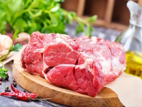 لحم غنمي طري فاخر  مذاق غني وجودة لا تُضاهى يصل إلى باب منزلك