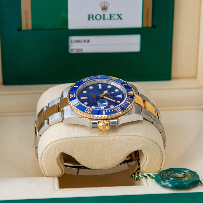Rolex Submariner Date blue