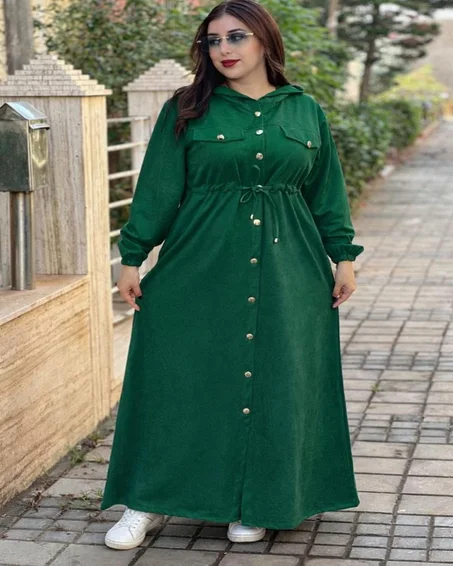 كسوة نسائية فودان أنيقة بقبعة وأزرار أمامية – متوفرة بعدة ألوان