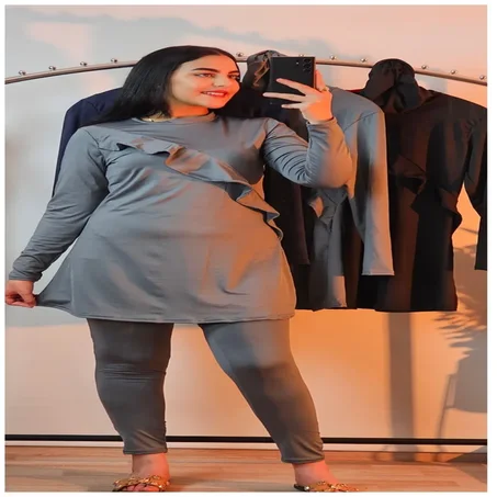 بوركيني توب سكليزم أنيق بتصميم عصري – متوفر بعدة ألوان جذابة 🌊