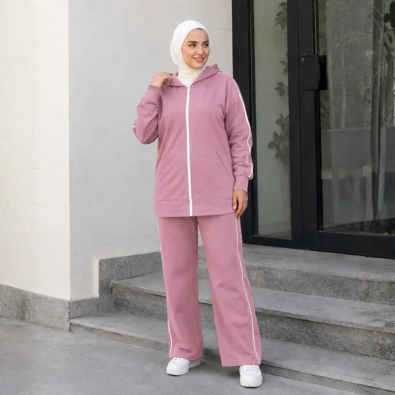 طقم رياضي نسائي أنيق بغطاء رأس