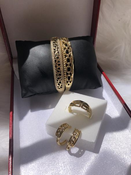 طقم الاناقة